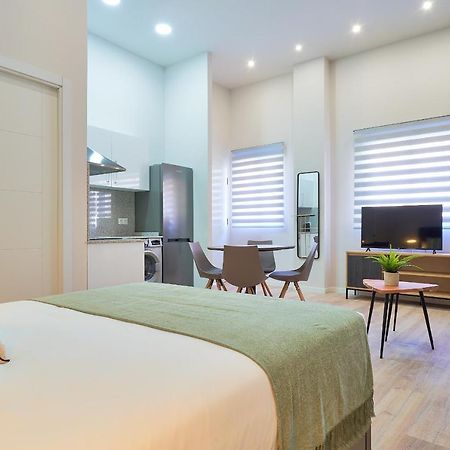 Del Parque Flats Estudio Capuchinos Málaga Dış mekan fotoğraf