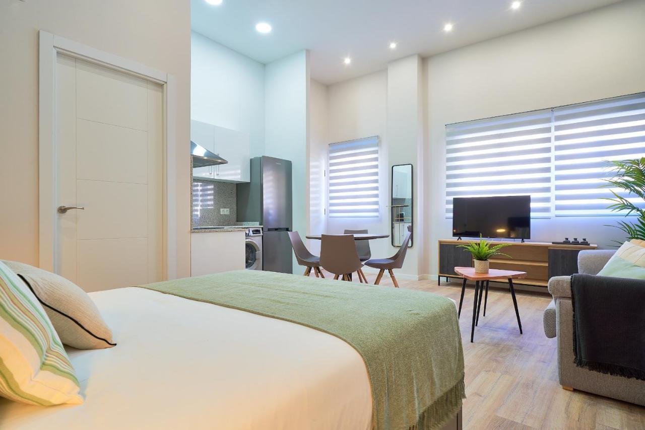 Del Parque Flats Estudio Capuchinos Málaga Dış mekan fotoğraf